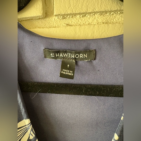 41 Hawthorn Navy and White Leaf Pattern Dress - Picture 2 of 4